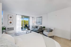 5 Bluebill Avenue, Naples, FL 34108 - MLS#225080218