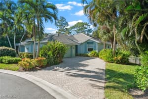 670 Catamaran Ct, Naples