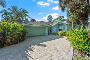 670 Catamaran Court, Naples, FL 34110 - MLS#225080340