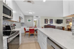 572 High Point Drive, Delray Beach, FL 33445 - MLS#225080350