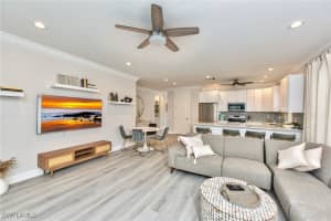 725 95th Ave N, Naples