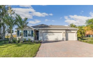 552 SPRING HILL LAKE Loop, Cape Coral, FL 33993 - MLS#225080361