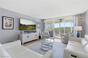 5 Bluebill Avenue, Naples, FL 34108 - MLS#225080410