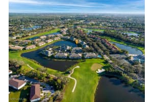 2220 Chesterbrook Ct 6-202, Naples