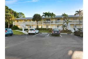4621 Bayshore Dr Q1, Naples