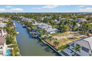 601 17TH Avenue, Naples, FL 34102 - MLS#225080474