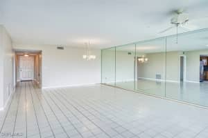 7430 Lake Breeze Drive, Fort Myers, FL 33907 - MLS#225080481