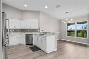 10060 Lake Cove Drive, Fort Myers, FL 33908 - MLS#225080488