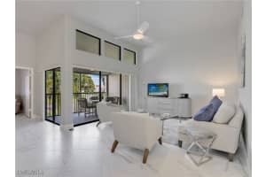 625 Beachwalk Circle, Naples, FL 34108 - MLS#225080522