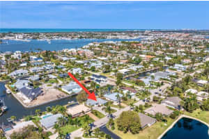 1696 Sandpiper Street, Naples, FL 34102 - MLS#225080549