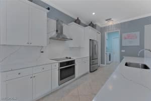 5769 Mango Cir, Naples