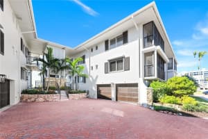 2211 Gulf Shore Boulevard, Naples, FL 34102 - MLS#225080554