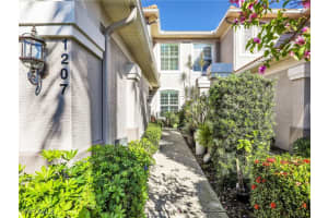 23501 Wisteria Pointe Drive, Estero, FL 34135 - MLS#225080646