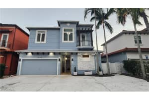 646 111th Avenue, Naples, FL 34108 - MLS#225080649