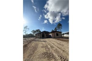 1821 Desoto Blvd N, Naples