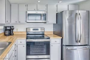 1844 Pine Glade Circle, Fort Myers, FL 33907 - MLS#225080761