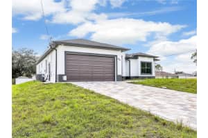 2821 8th Street, Lehigh Acres, FL 33971 - MLS#225080769