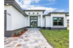 2821 8th Street, Lehigh Acres, FL 33971 - MLS#225080769