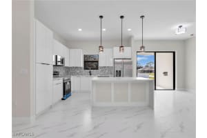 2821 8th Street, Lehigh Acres, FL 33971 - MLS#225080769