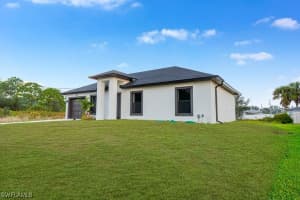 556 Woodview Drive, Lehigh Acres, FL 33972 - MLS#225080774