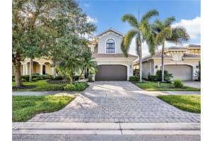 1365 Serrano Cir, Naples