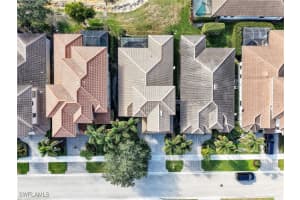 1365 Serrano Circle, Naples, FL 34105 - MLS#225080780