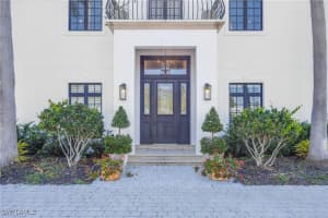 55 Burning Tree Drive, Naples, FL 34105 - MLS#225080783