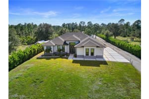 2406 37th Ave Ne, Naples