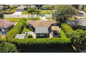 9817 Pennsylvania Avenue, Bonita Springs, FL 34135 - MLS#225080832