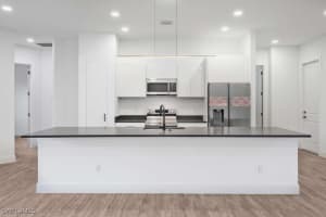 812 Homestead Rd S, Lehigh Acres, FL 33974 - MLS#225080871