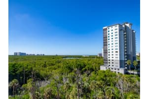 445 Cove Tower Drive, Naples, FL 34110 - MLS#225080894