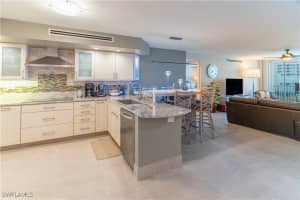 3 Bluebill Avenue, Naples, FL 34108 - MLS#225080896