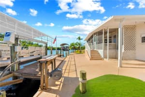 204 Sun Circle, Fort Myers, FL 33905 - MLS#225080900