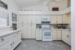 501 Lake Louise Circle, Naples, FL 34110 - MLS#225080913