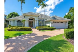 4459 Crayton Rd, Naples