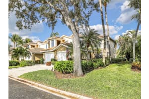 800 Carrick Bend Circle, Naples, FL 34110 - MLS#225080990