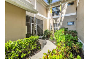 800 Carrick Bend Circle, Naples, FL 34110 - MLS#225080990