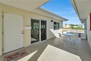 1950 Gulf Shore Boulevard, Naples, FL 34102 - MLS#225081017