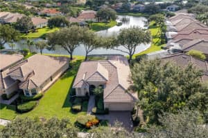 6840 Bent Grass Drive, Naples, FL 34113 - MLS#225081054