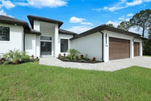 1068 16th Street, Naples, FL 34120 - MLS#225081080