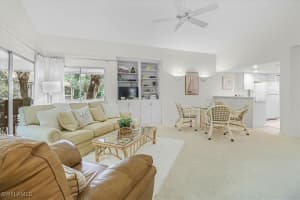 660 Wiggins Bay Drive, Naples, FL 34110 - MLS#225081143