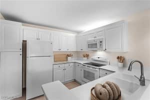 79 Emerald Woods Drive, Naples, FL 34108 - MLS#225081165