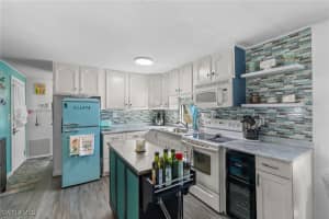 43 Enchanting Blvd E43, Naples