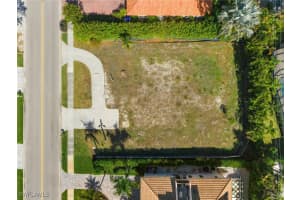 3670 Crayton Road, Naples, FL 34103 - MLS#225081213