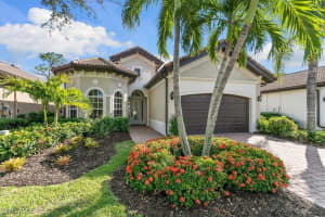 7864 Valencia Court, Naples, FL 34113 - MLS#225081215