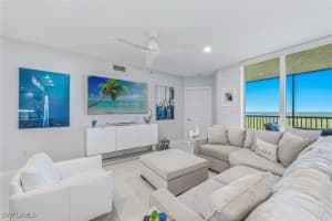 1065 Borghese Ln 1503, Naples