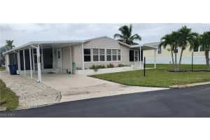 4700 Tahiti Dr, Bonita Springs