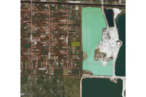  9th St SW, Naples, FL 34117 - MLS#225081259