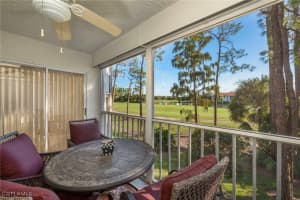 7320 Glenmoor Ln 2203, Naples