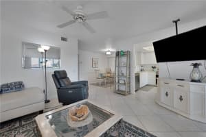 7320 Glenmoor Lane, Naples, FL 34104 - MLS#225081268